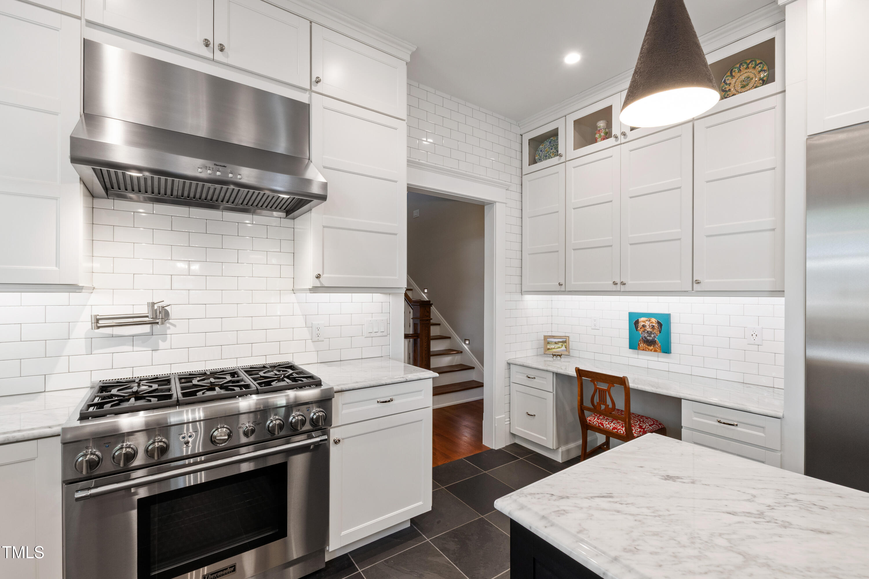 Raleigh, North Carolina 27608, United States, 4 Bedrooms Bedrooms, ,4 BathroomsBathrooms,Residential,Pending,144570