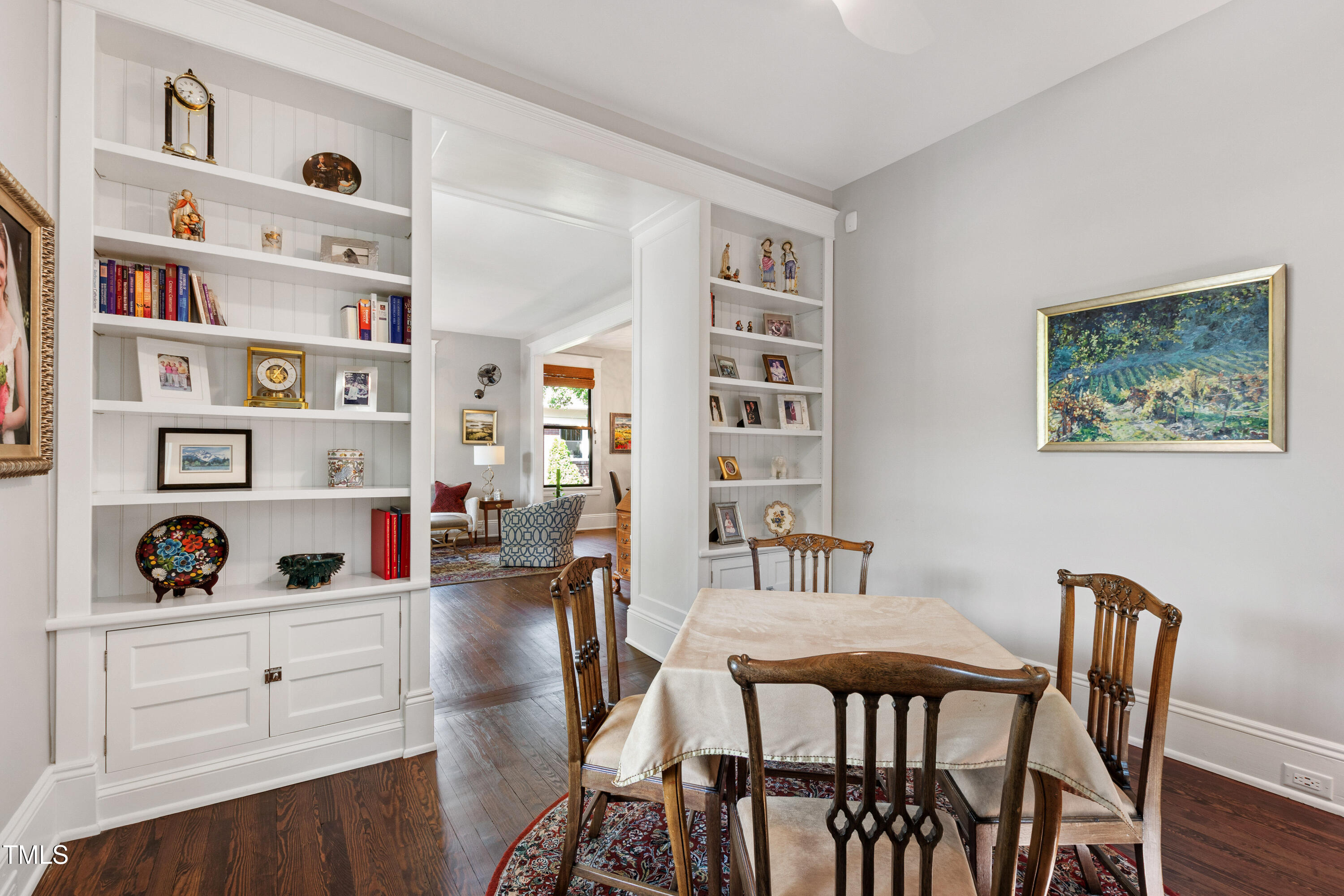 Raleigh, North Carolina 27608, United States, 4 Bedrooms Bedrooms, ,4 BathroomsBathrooms,Residential,Pending,144570