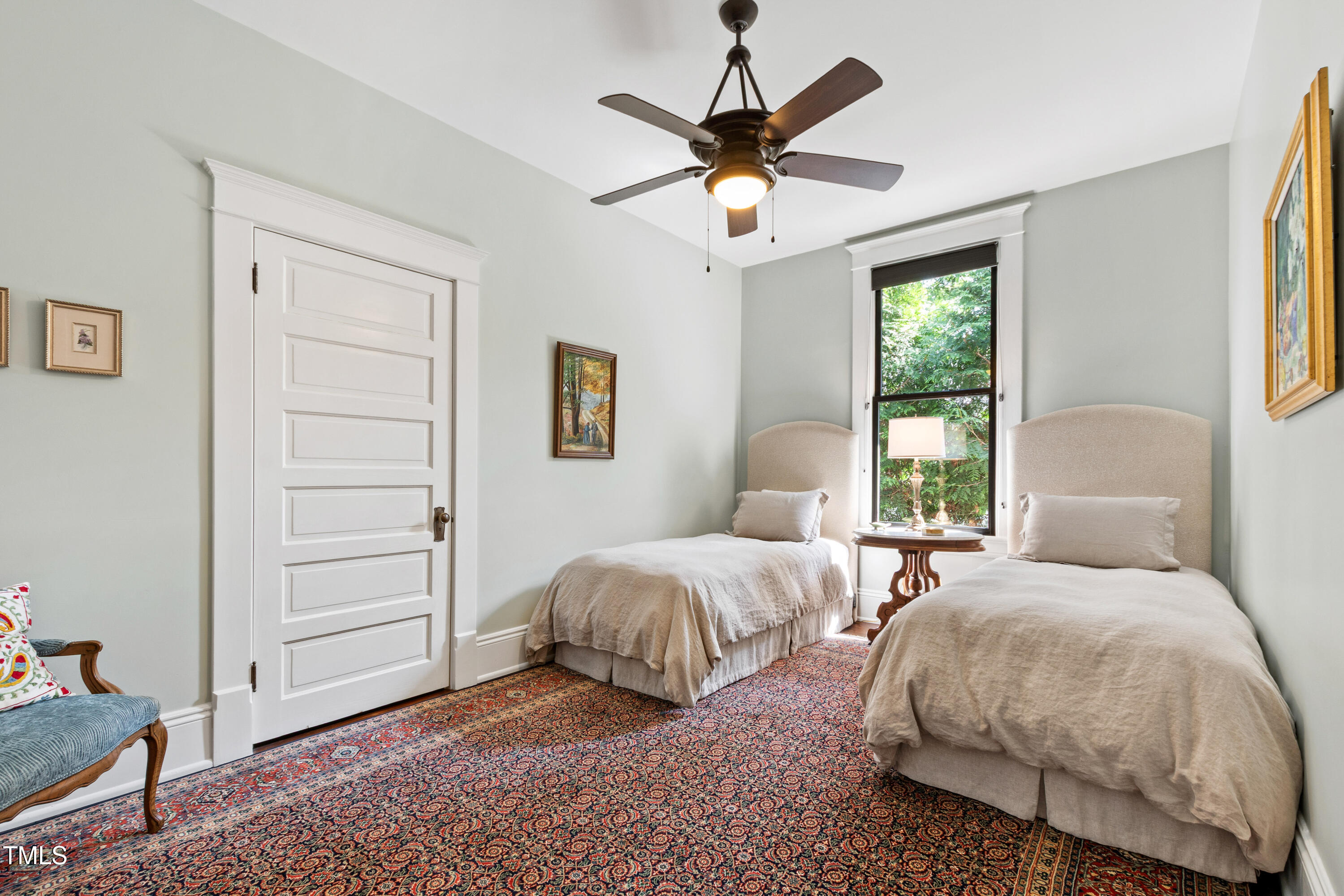 Raleigh, North Carolina 27608, United States, 4 Bedrooms Bedrooms, ,4 BathroomsBathrooms,Residential,Pending,144570