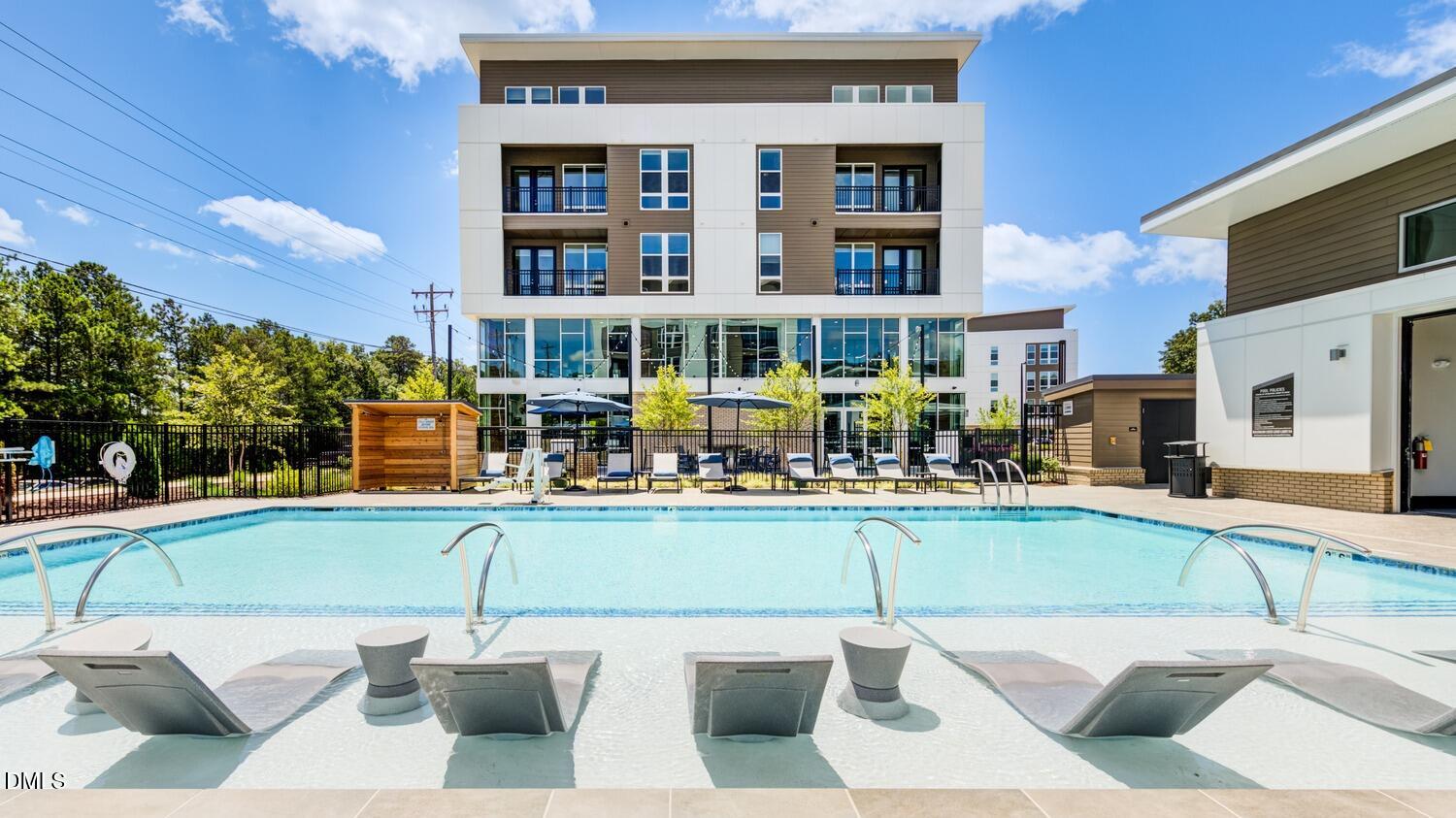 Chapel Hill, North Carolina 27517, United States, 1 Bedroom Bedrooms, ,1 BathroomBathrooms,Residential,Active,192562