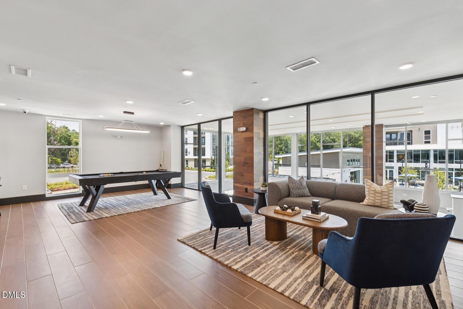 Chapel Hill, North Carolina 27517, United States, 1 Bedroom Bedrooms, ,1 BathroomBathrooms,Residential,Active,192562