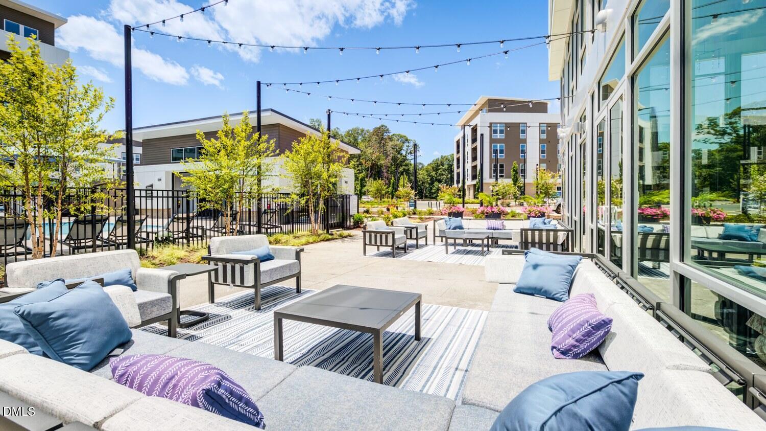 Chapel Hill, North Carolina 27517, United States, 1 Bedroom Bedrooms, ,1 BathroomBathrooms,Residential,Active,192562