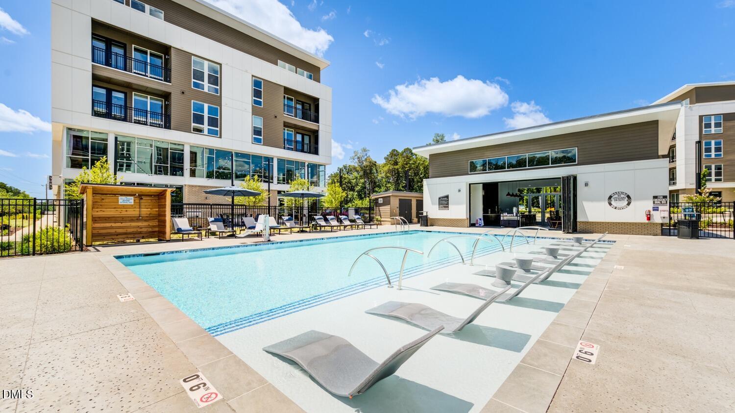 Chapel Hill, North Carolina 27517, United States, 1 Bedroom Bedrooms, ,1 BathroomBathrooms,Residential,Active,192562