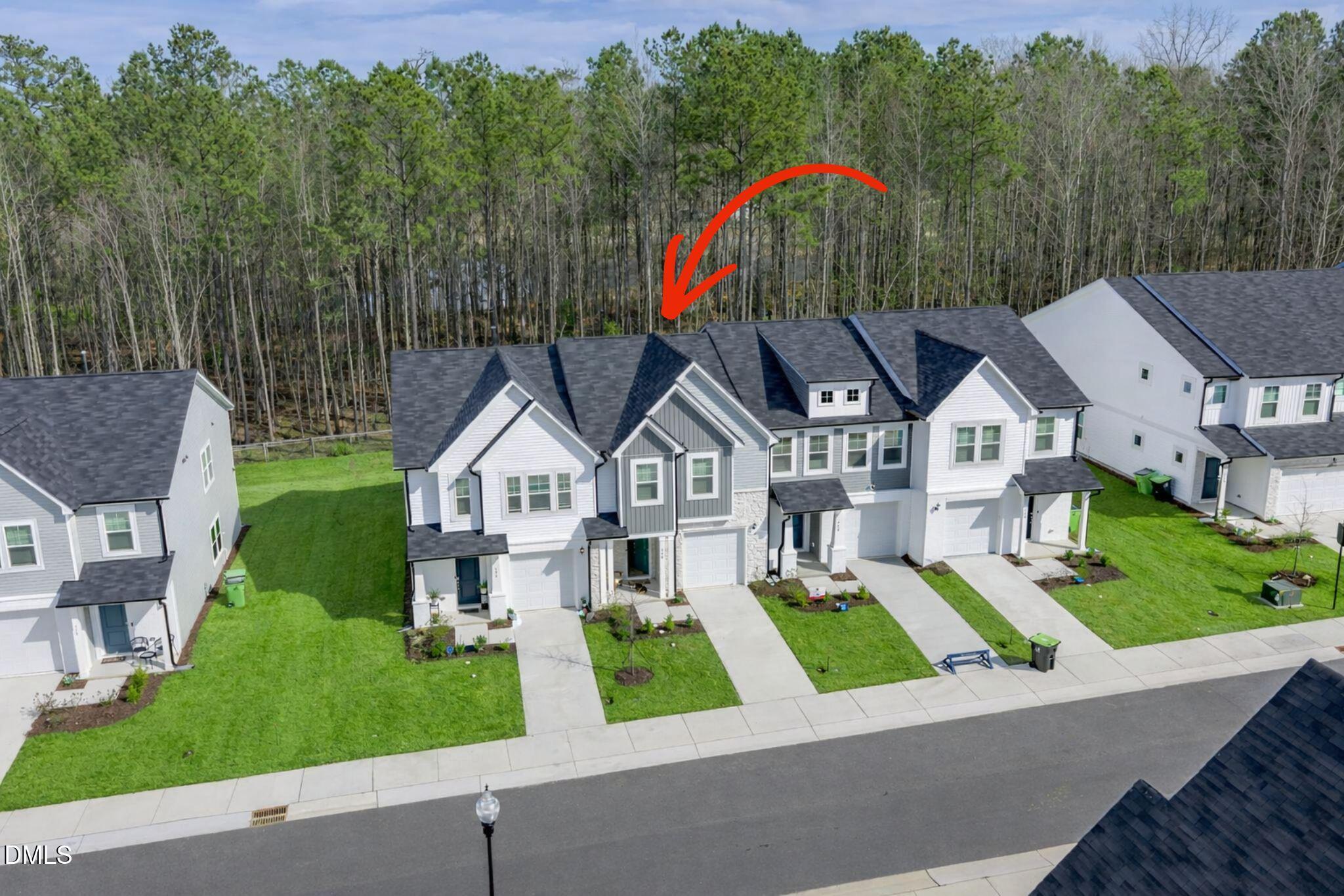 544 Barrington Row Avenue