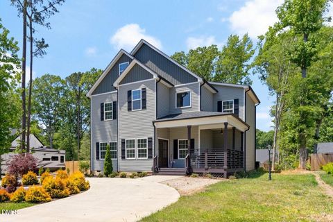 Photo of 127 Ottawa Drive, Louisburg, NC 27549 (MLS # 10169329)