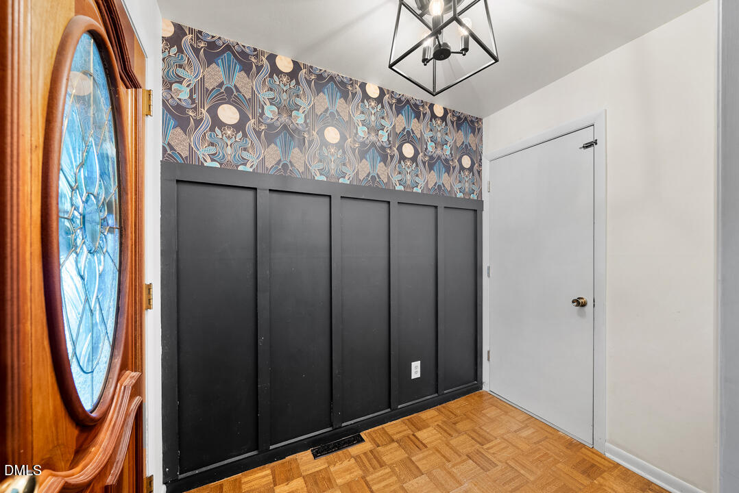 1019 Garden Court