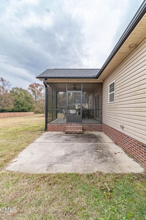 A home in Dunn