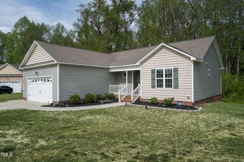 40 Patricia S Vann Court Dunn NC 28334