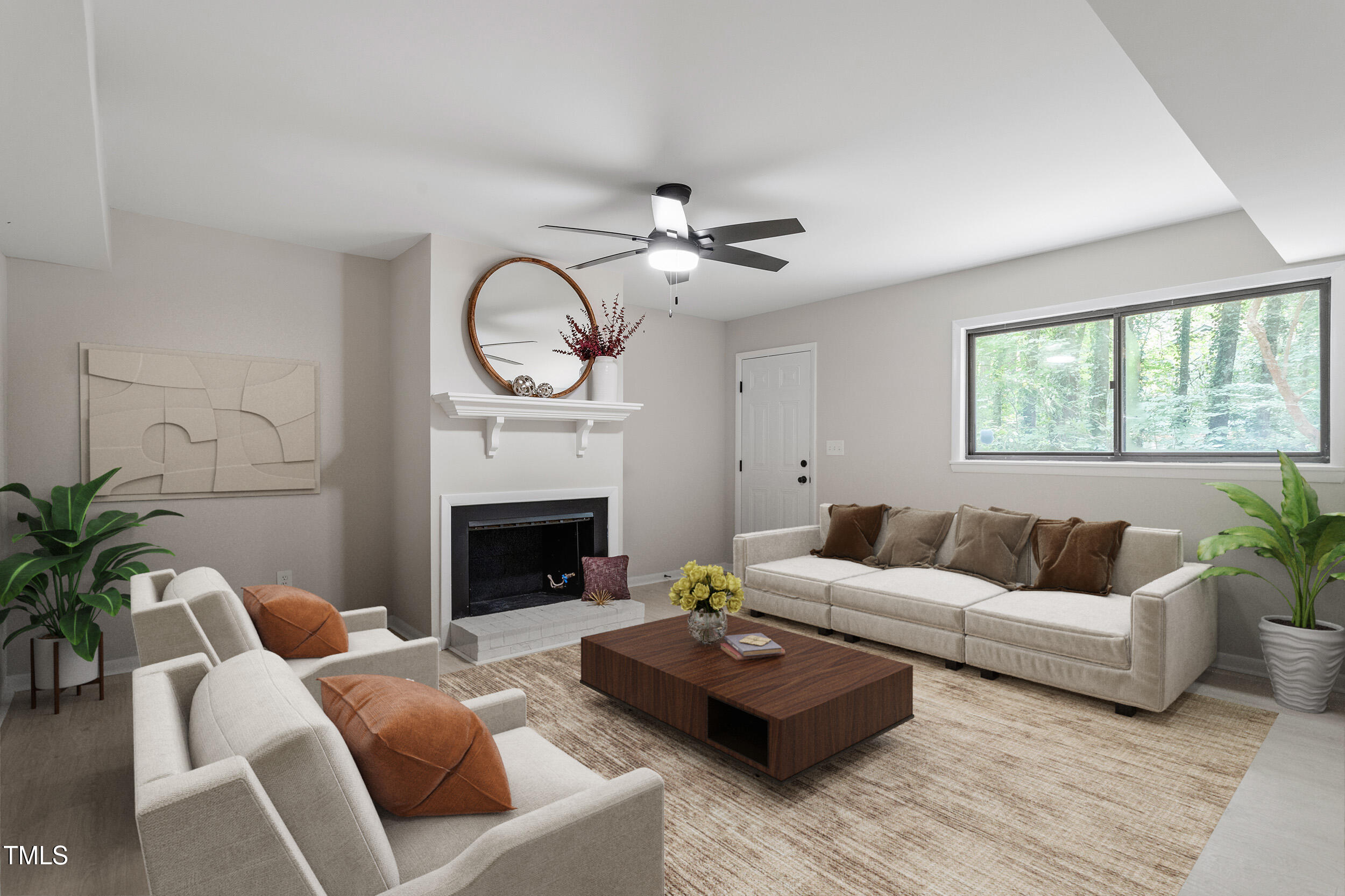 2905 Scuppernong Lane