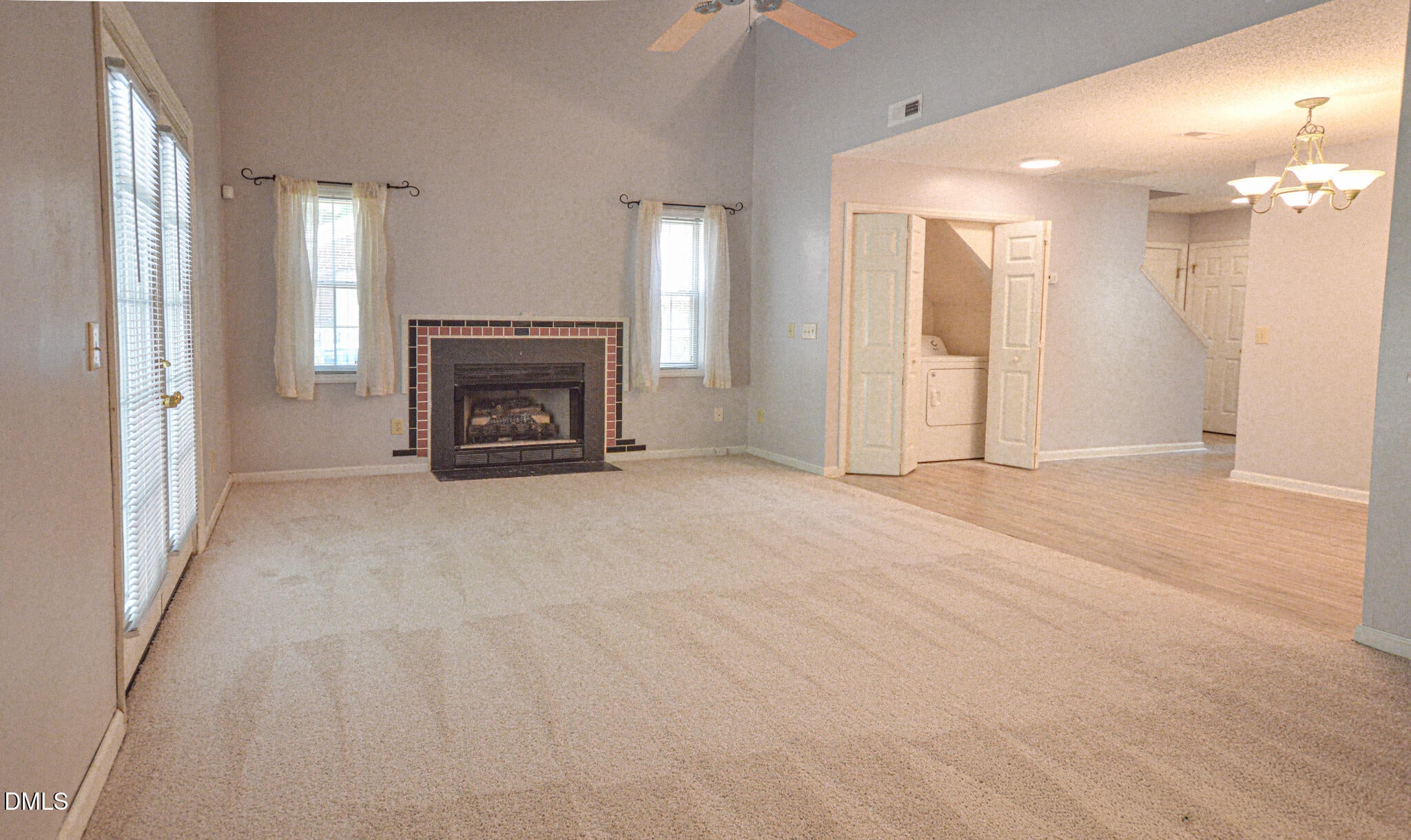 5114 Lamppost Circle