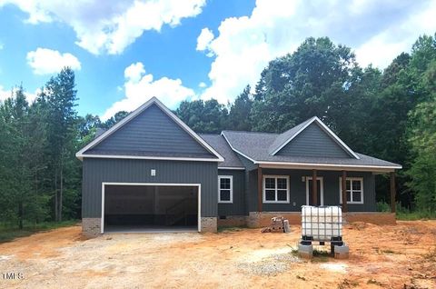 Single Family Residence in Louisburg NC 140 Leisure Lane.jpg