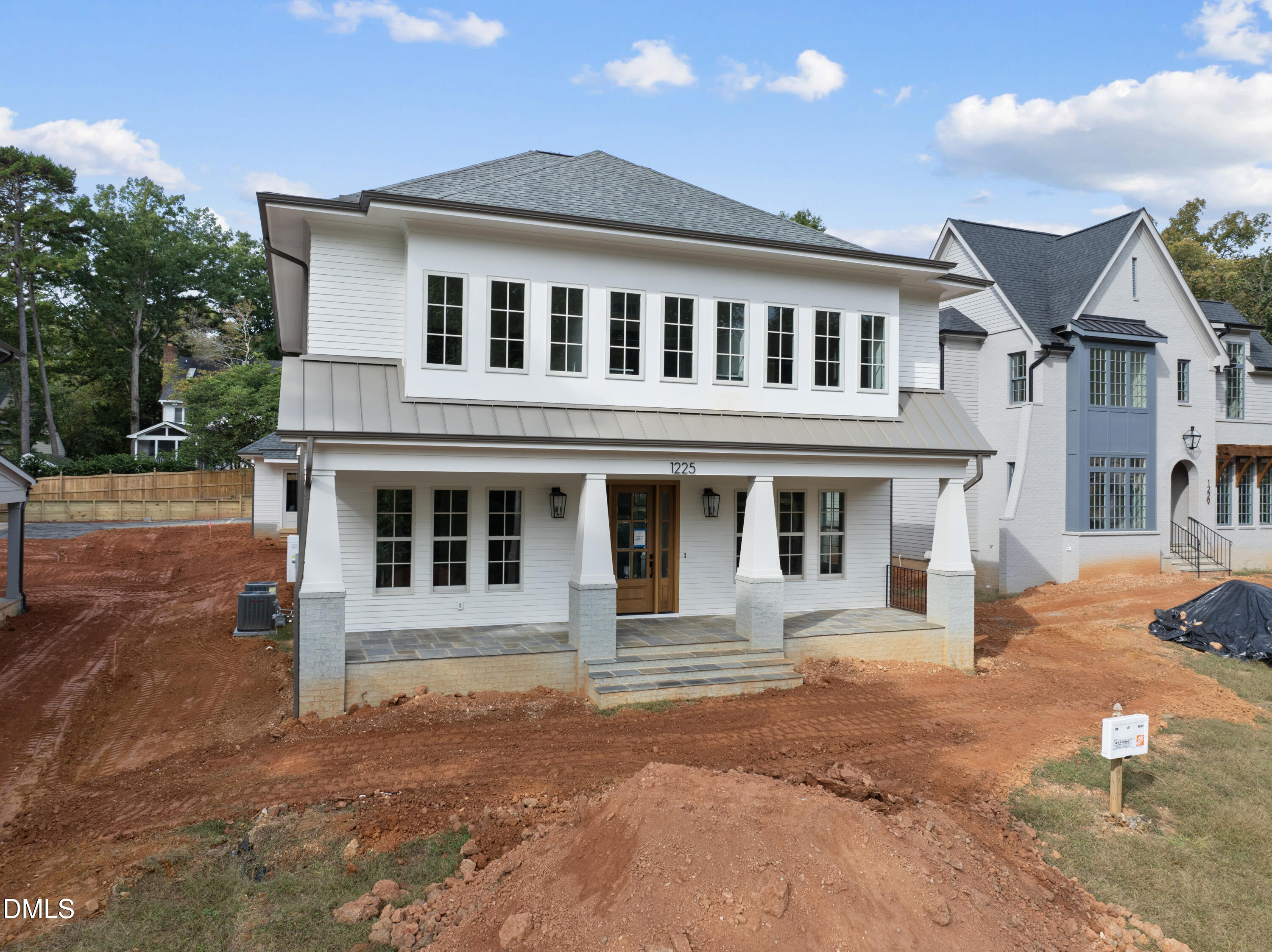 1225 Dixie Trail