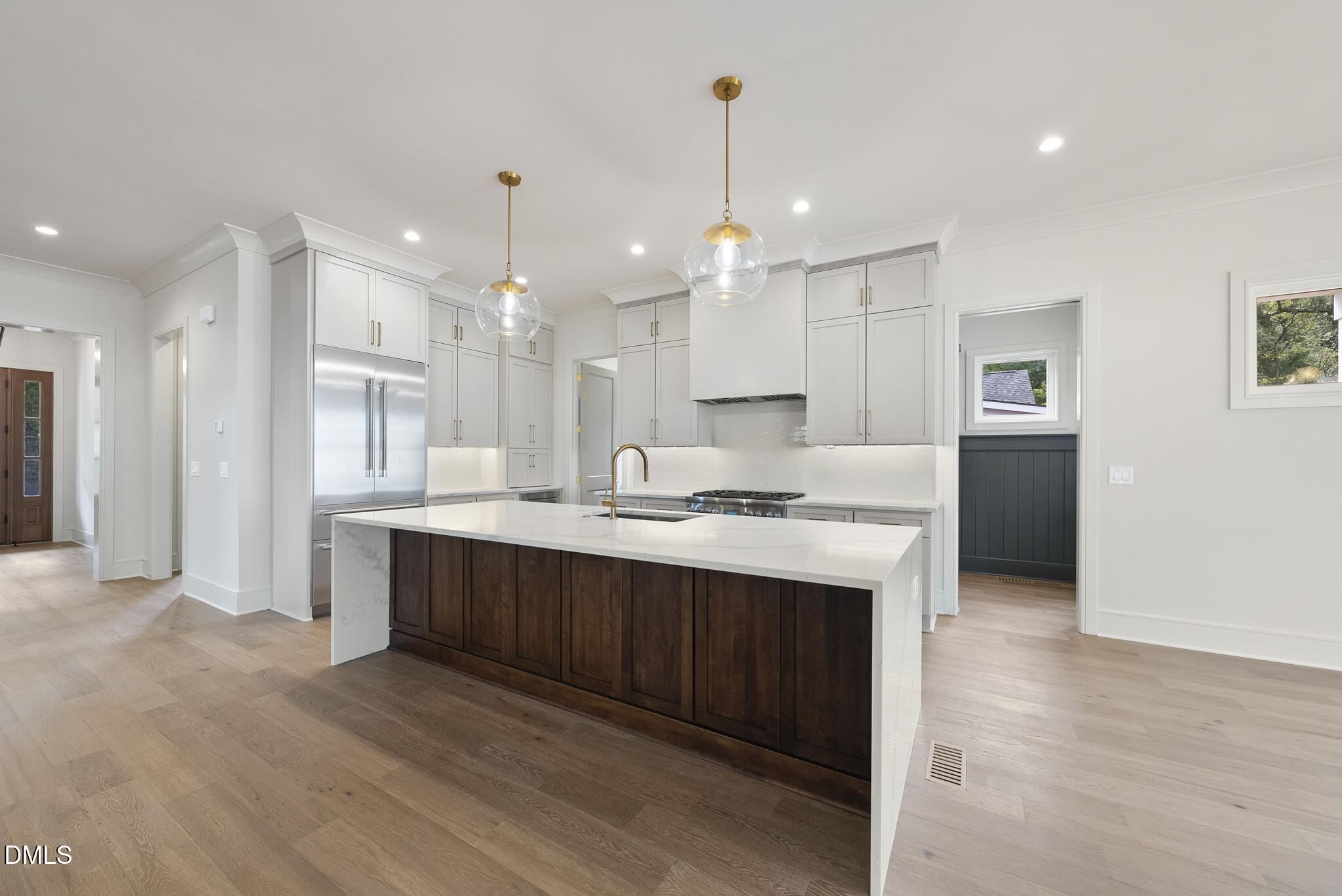 1225 Dixie Trail