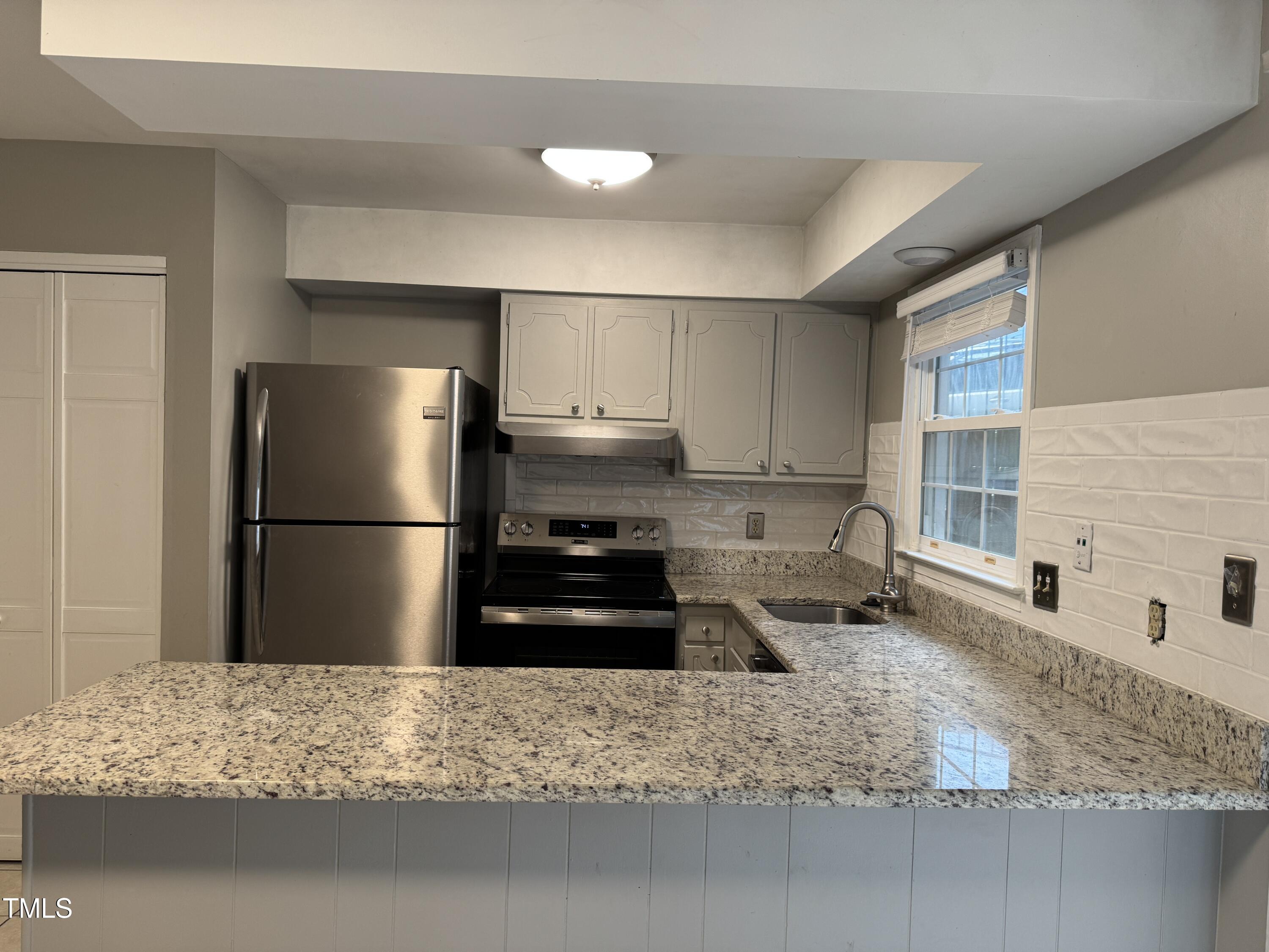 1136 Nottingham Circle