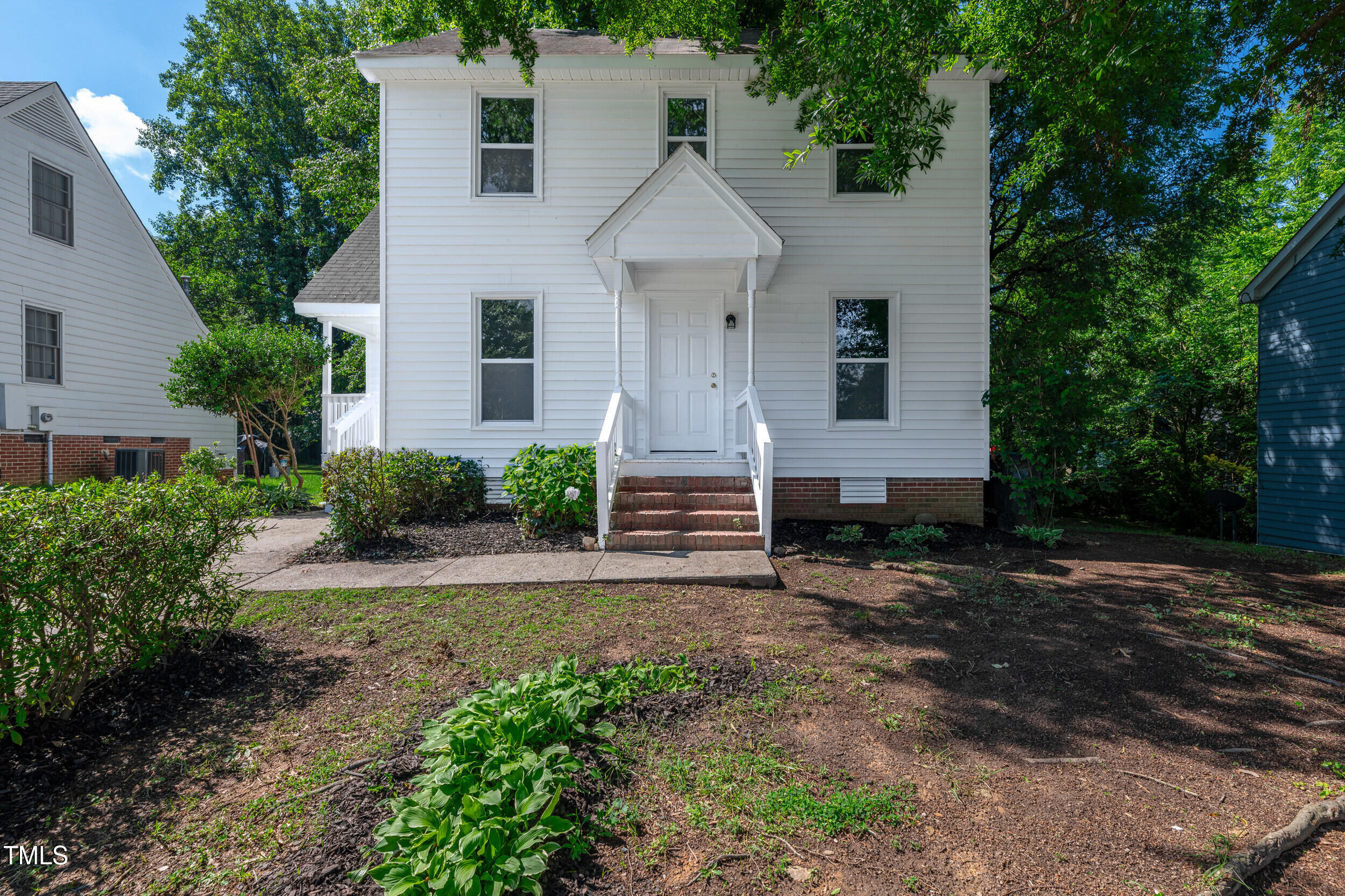 5236 Turf Grass Court