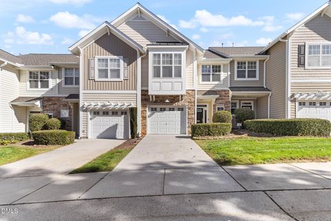 5912 Chivalry Court Raleigh NC 27612