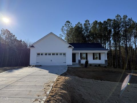 241 Magnolia Run Way Benson NC 27504