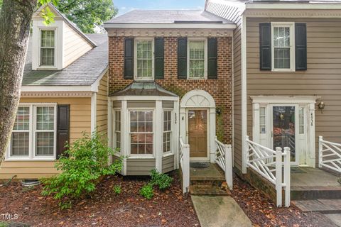 4536 Hamptonshire Drive Raleigh NC 27613