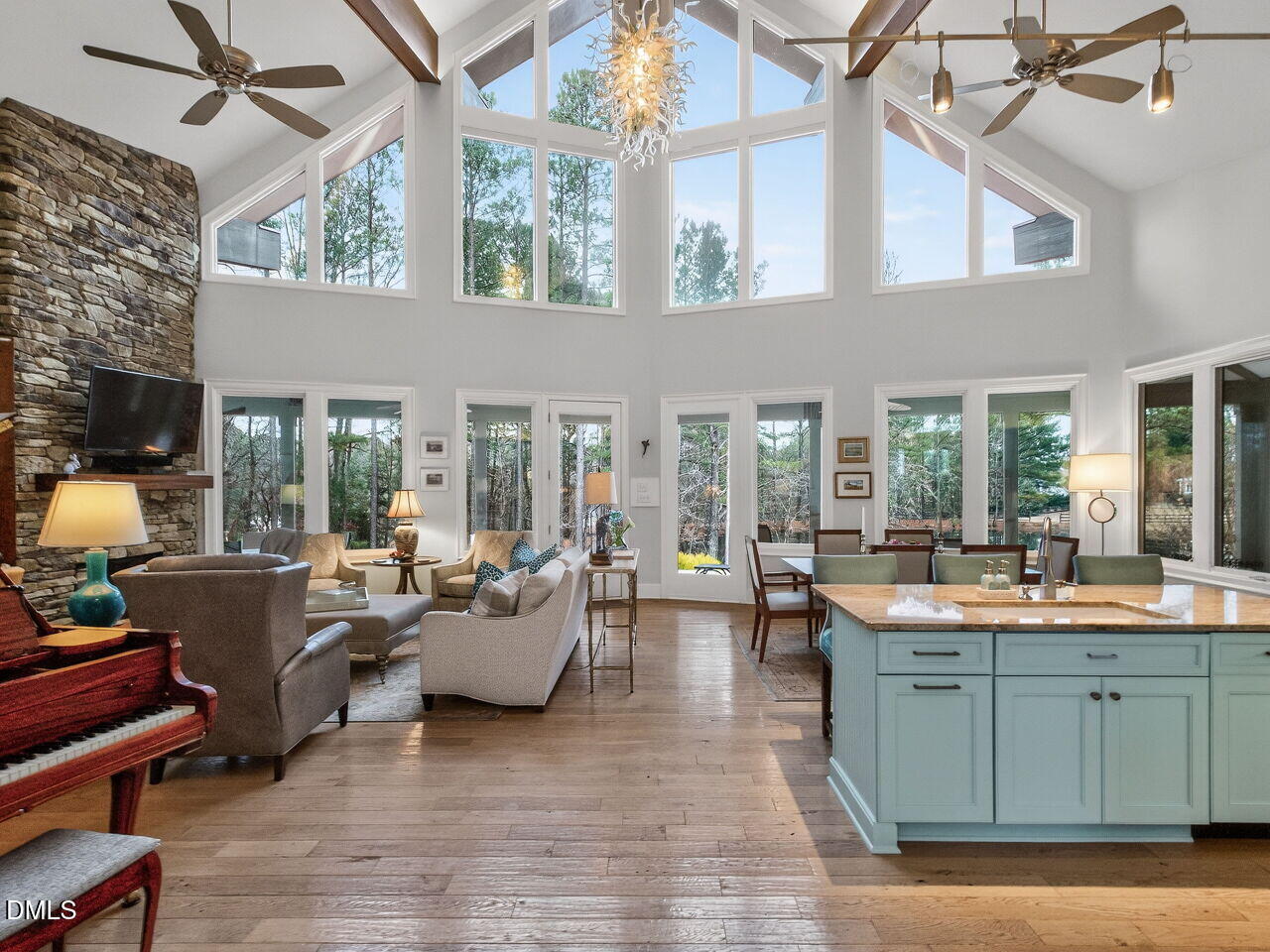 7516 Apex Barbecue Road