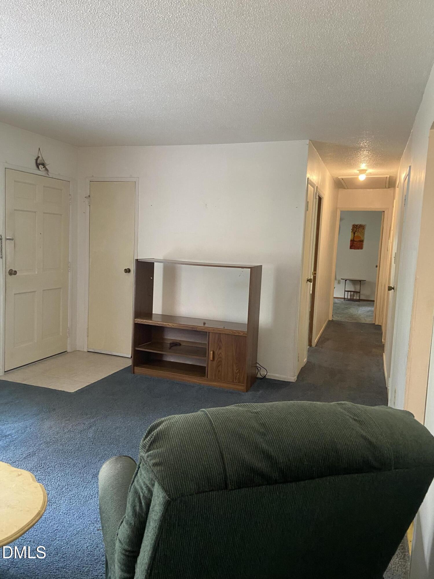 7229 Bentley Circle