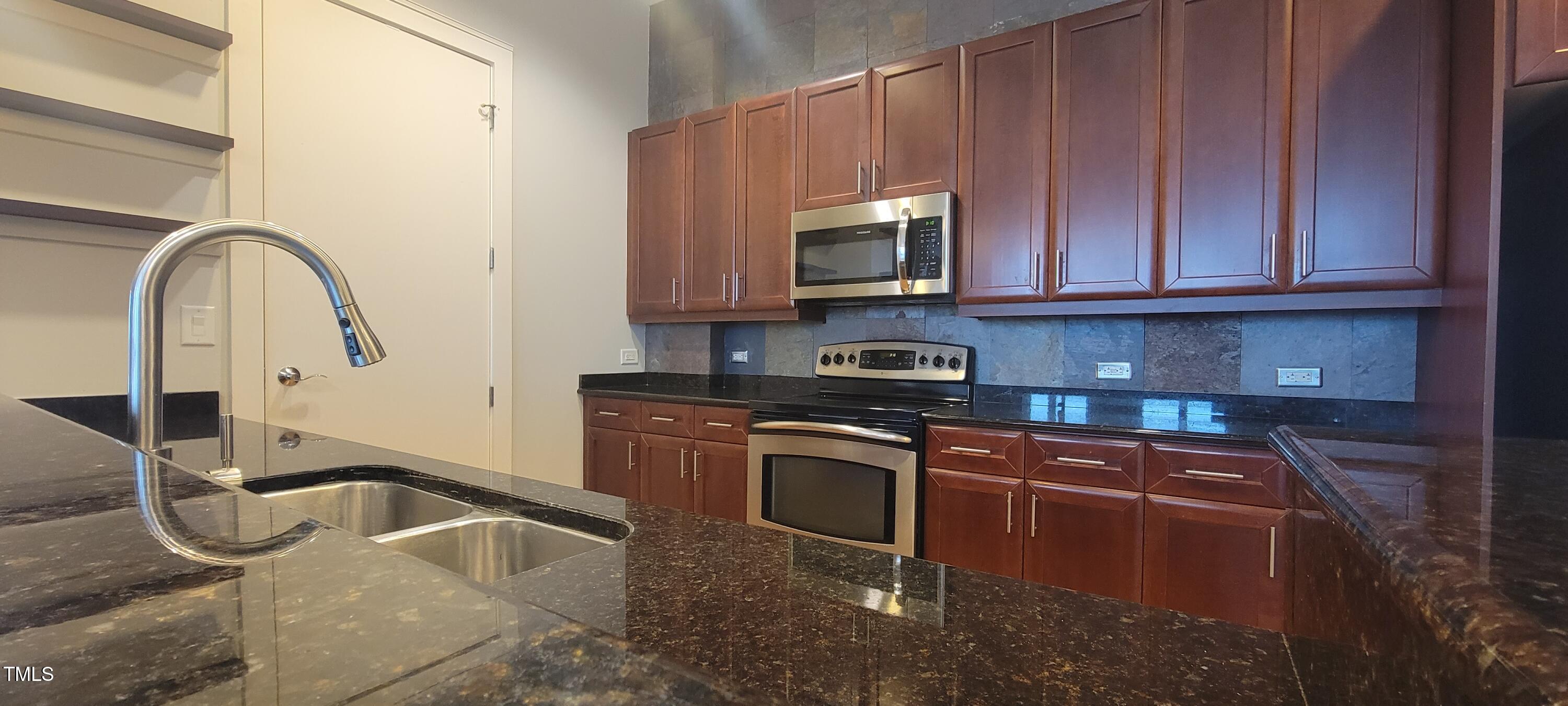 618 N Boylan Avenue 1028