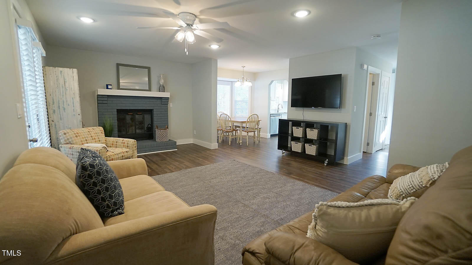 4615 Nesbit Court
