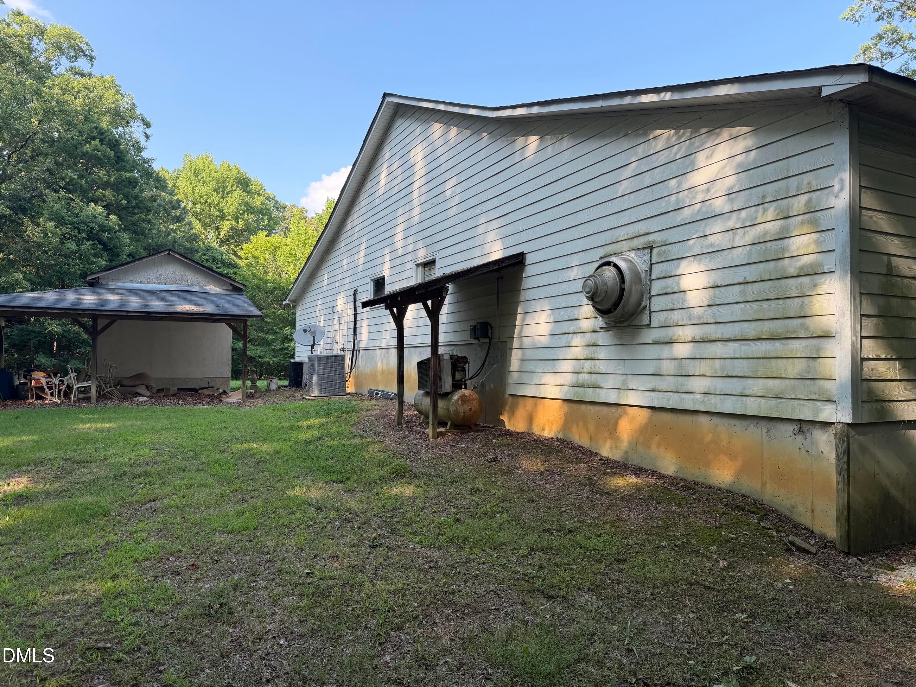 1830 Bessie Daniel Road