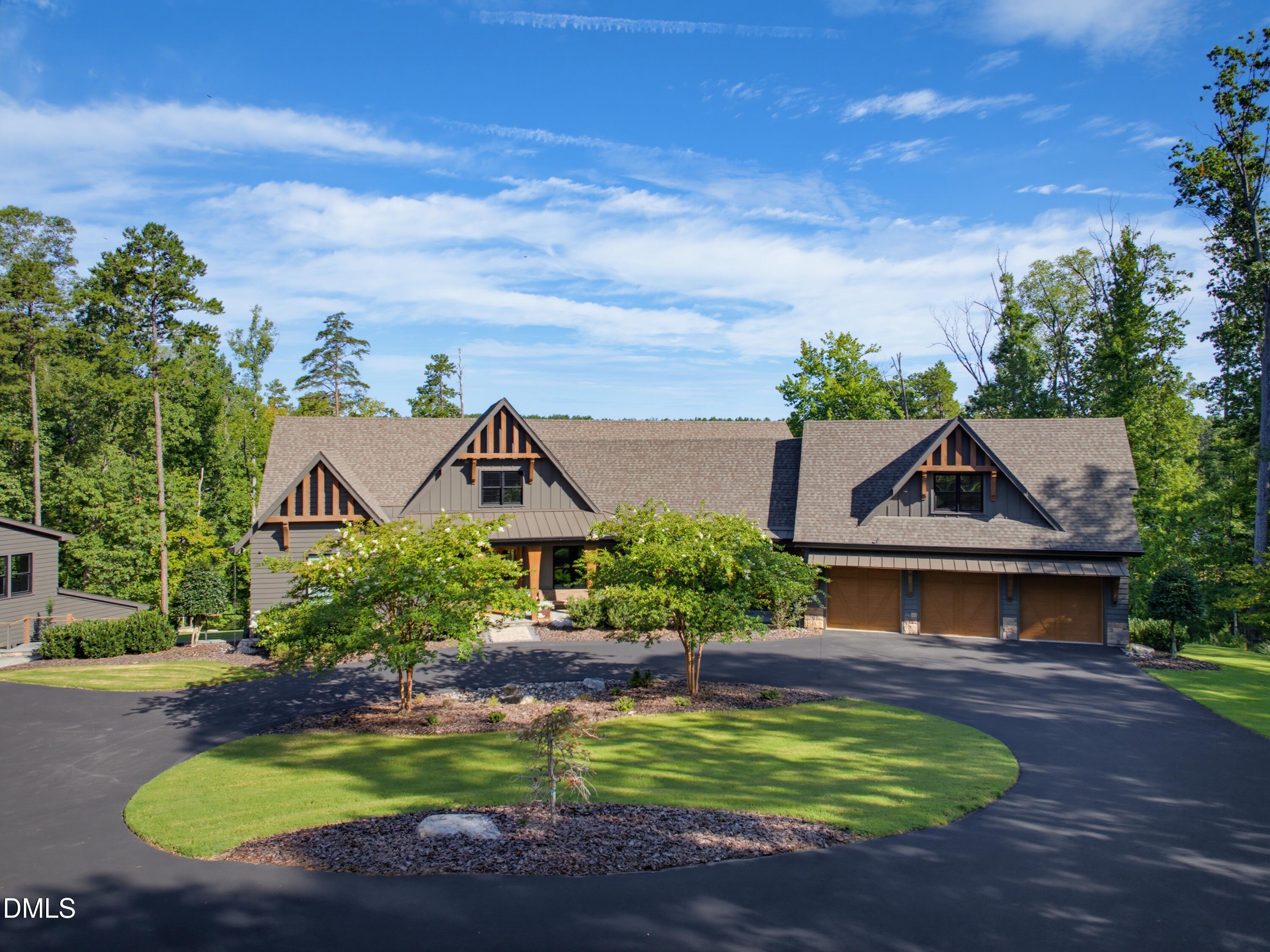 935 Estate Road
