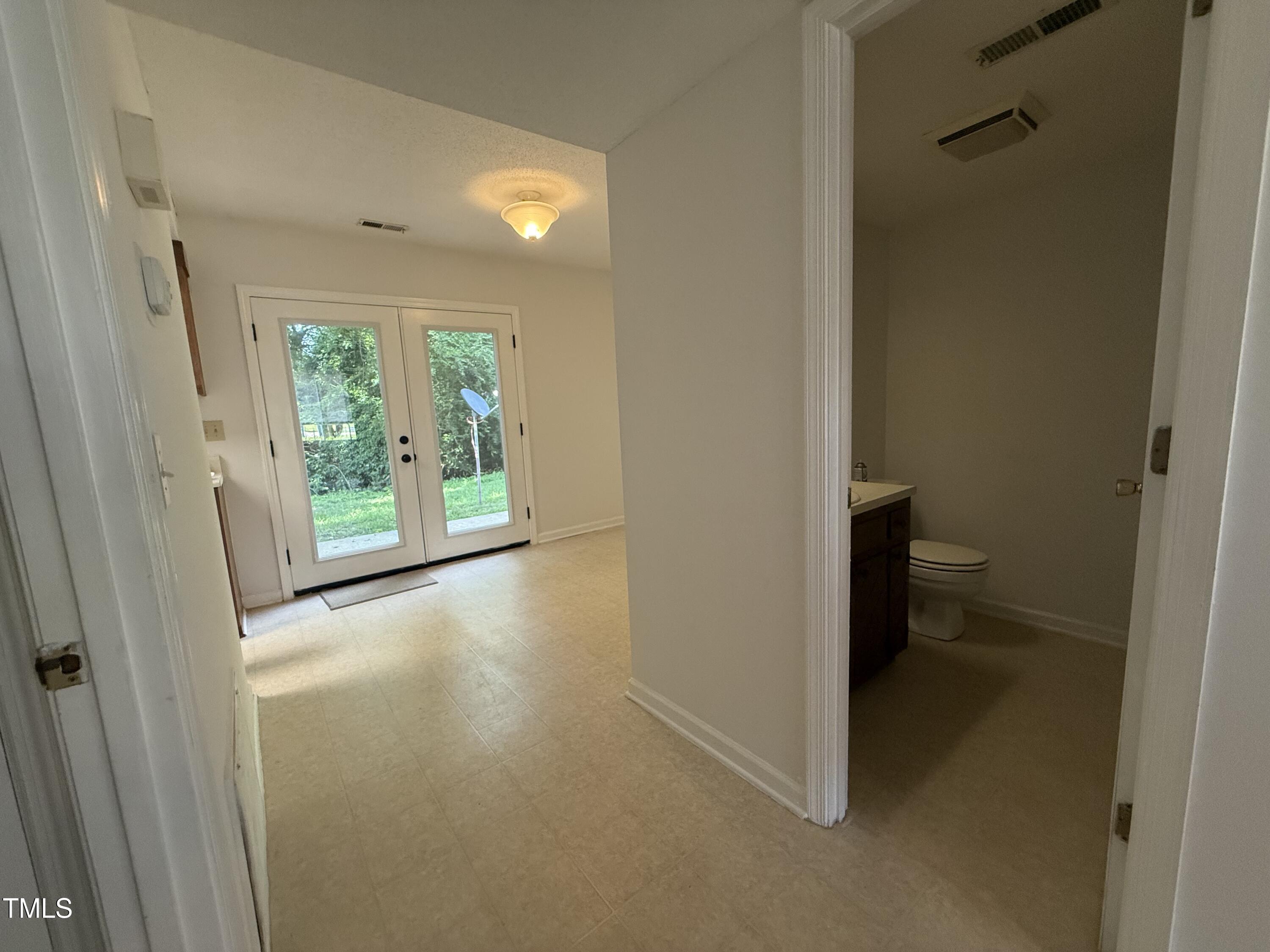 123 Rollingwood Drive