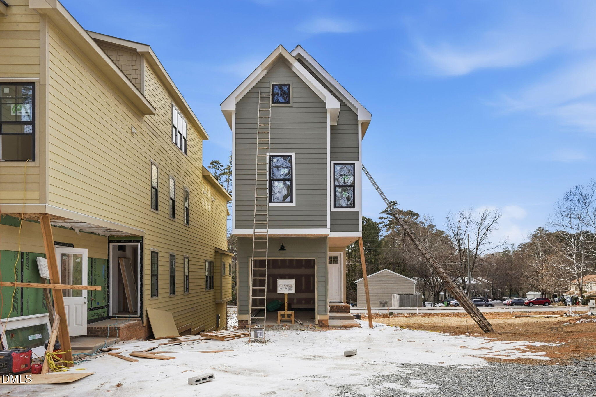 506 W Chatham Street