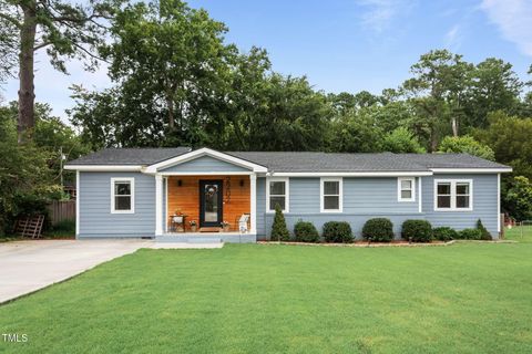 2207 Millbank Street Raleigh NC 27610