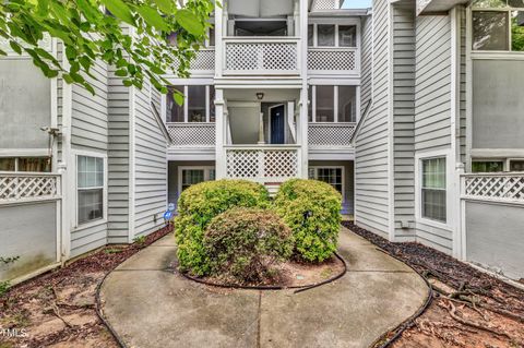 Condominium in Raleigh NC 3810 Grey Harbor Drive 4.jpg