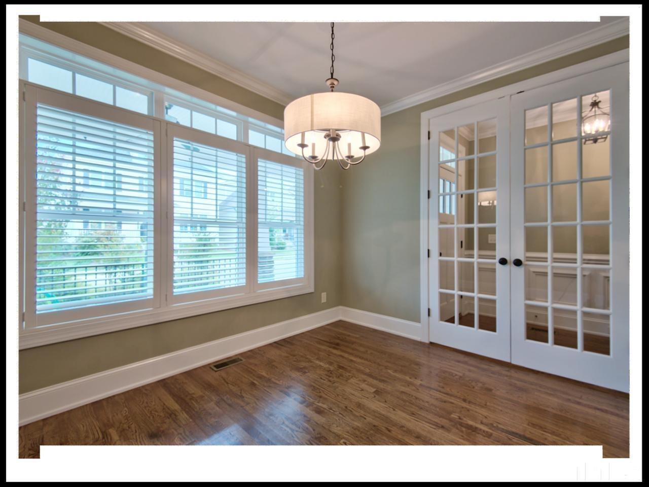 442 N Serenity Hill Circle