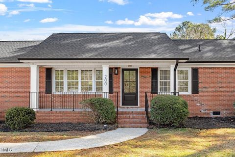 200 Arlington Cir Circle Sanford NC 27330