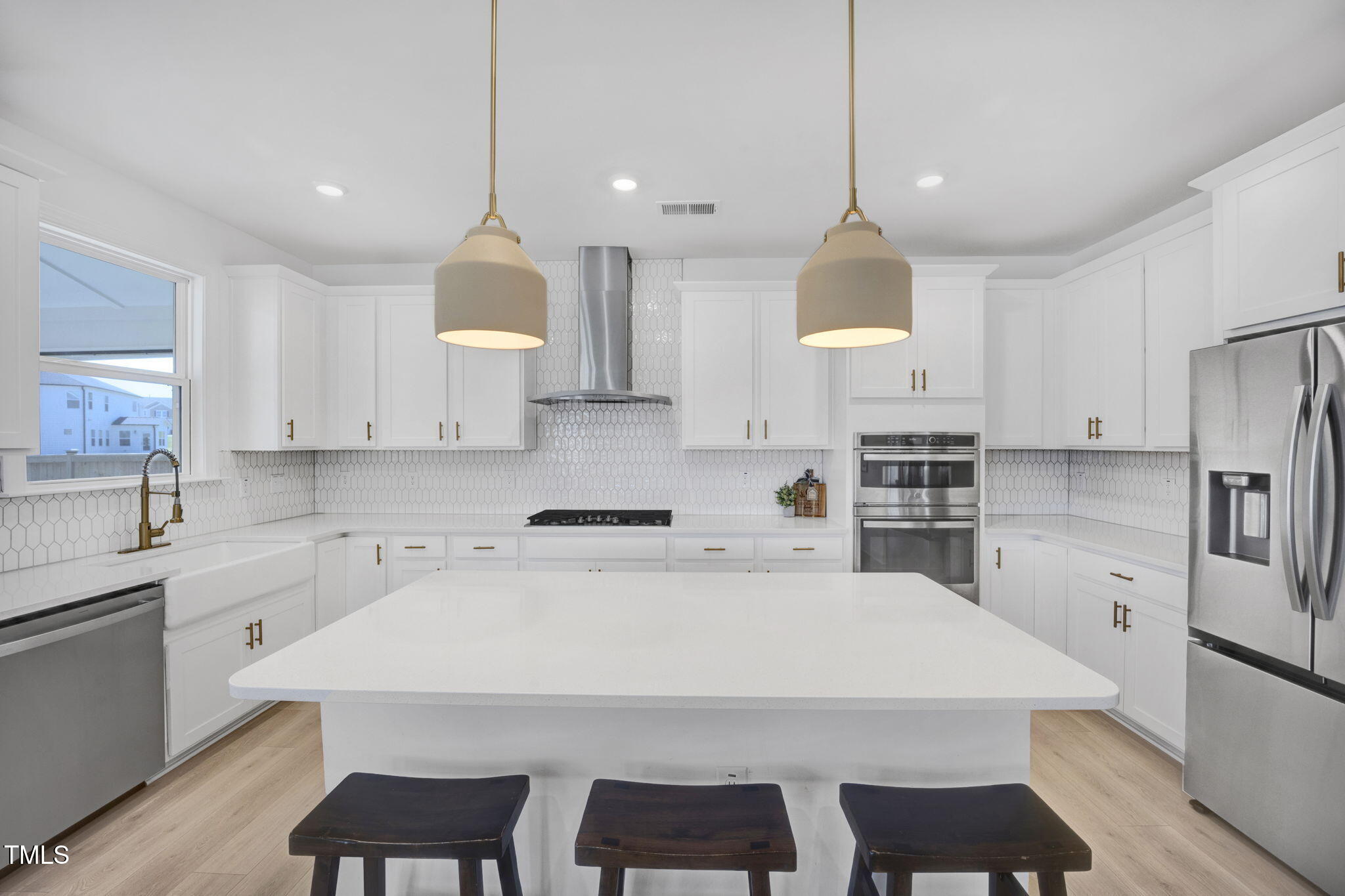 604 Salmonberry Drive