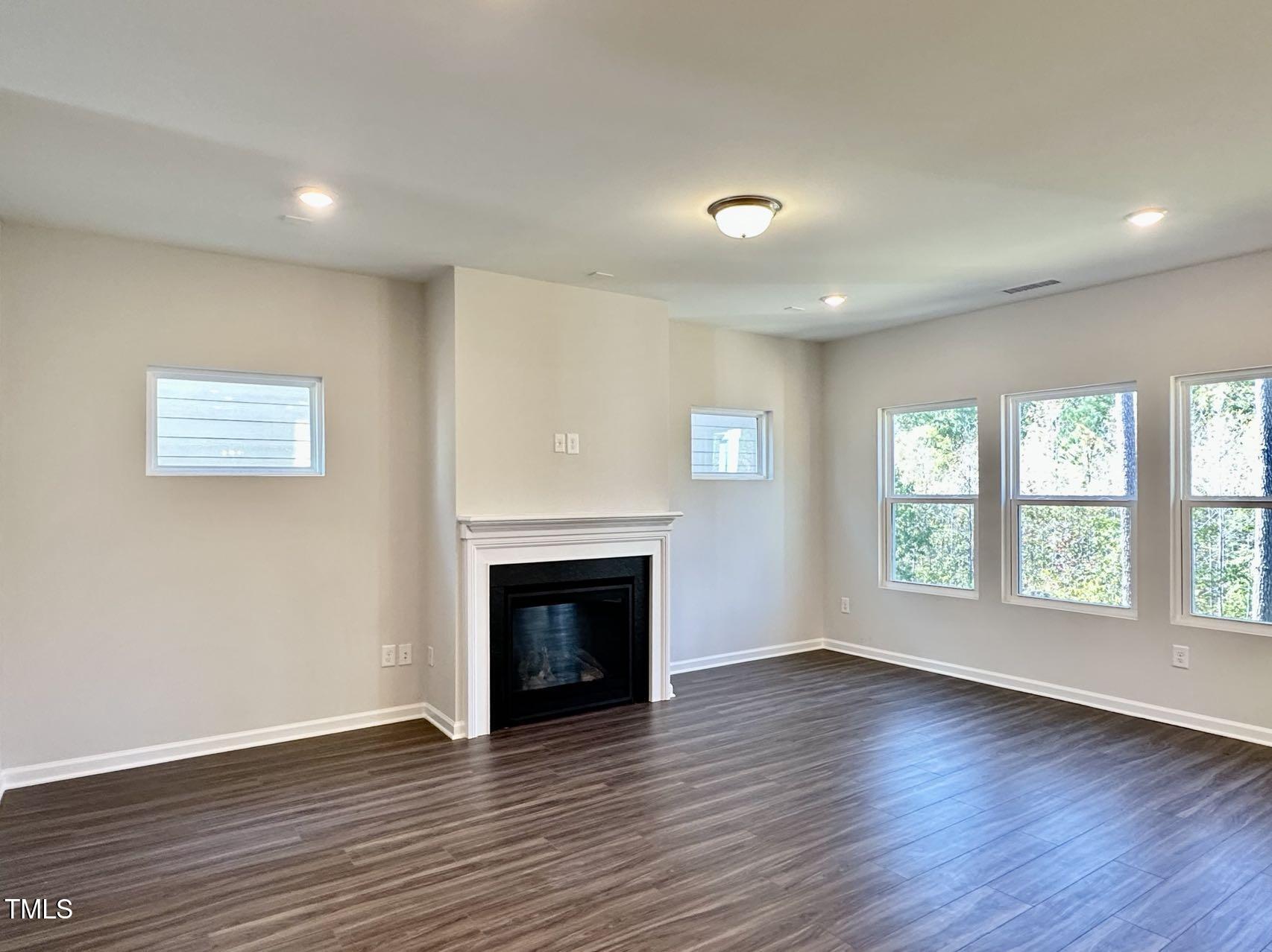 700 Sage Oak Lane