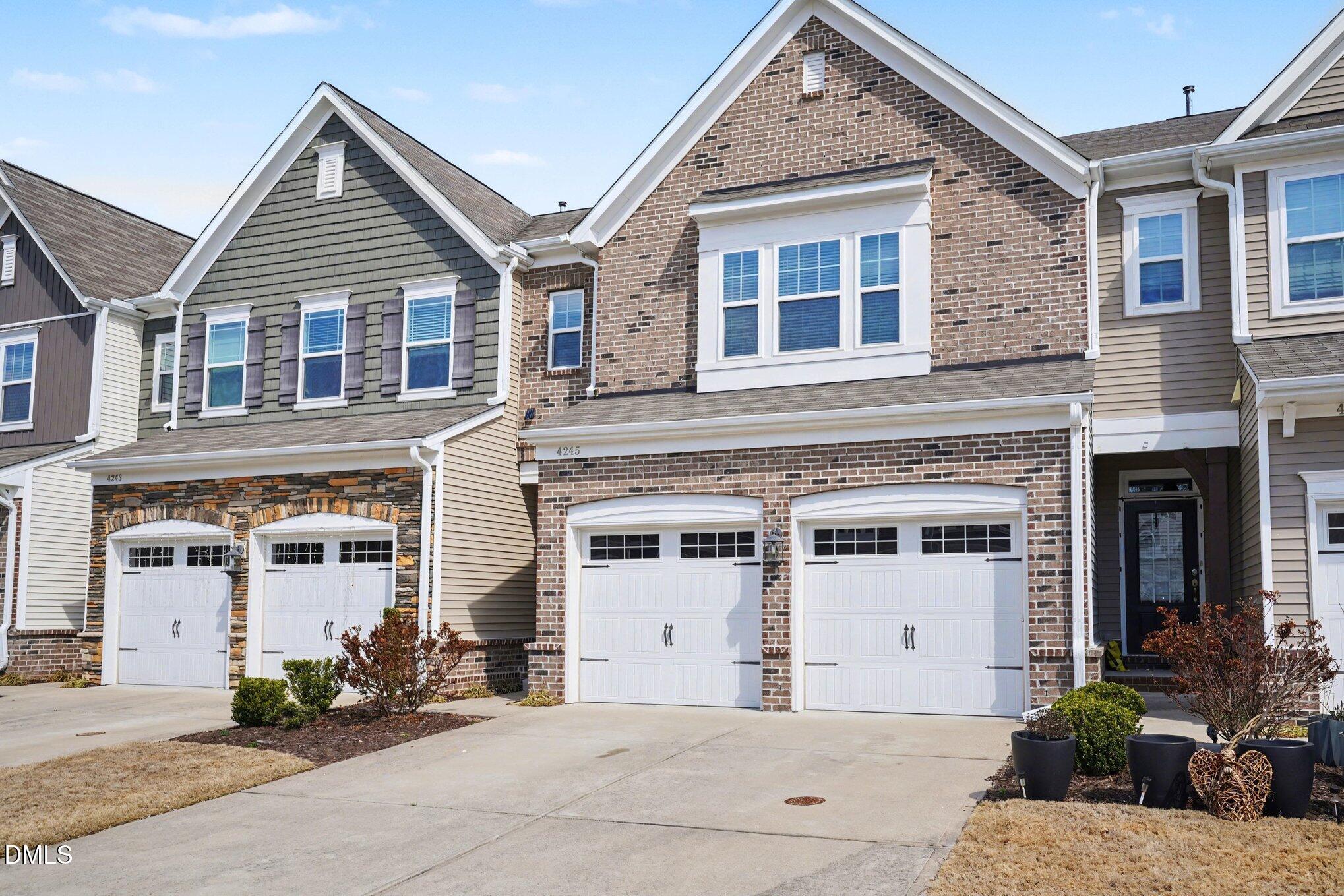 4245 Lofty Ridge Place