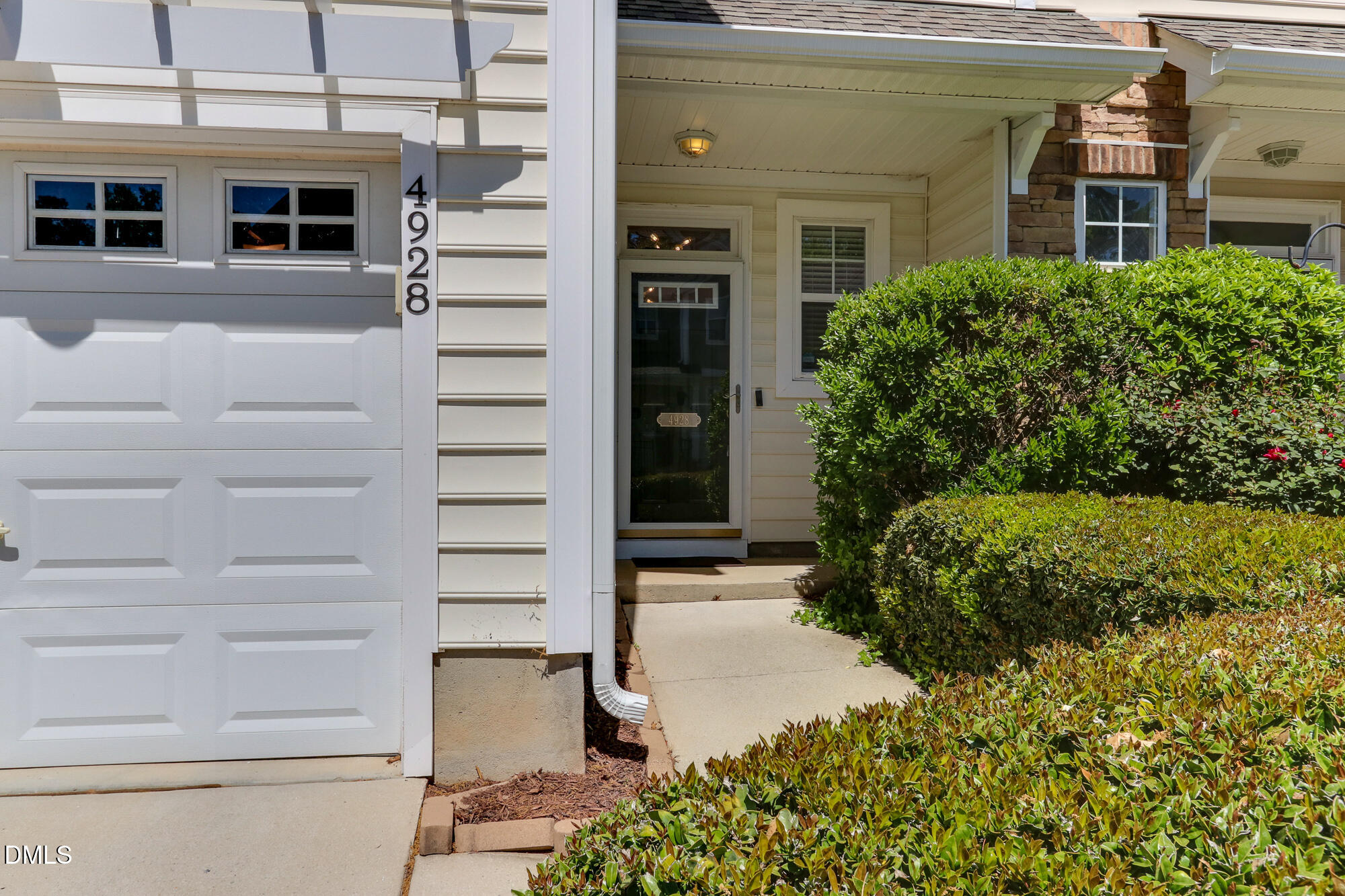 4928 Lady Of The Lake Drive