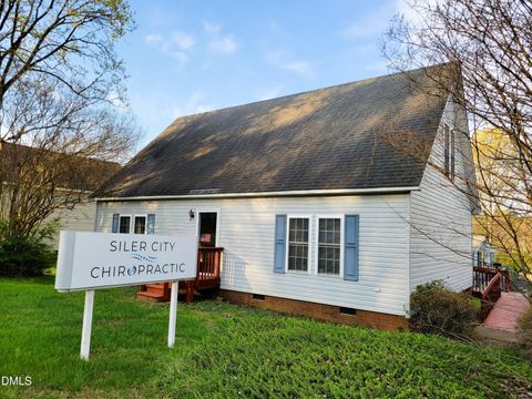 517 N 2nd Avenue Siler City NC 27344