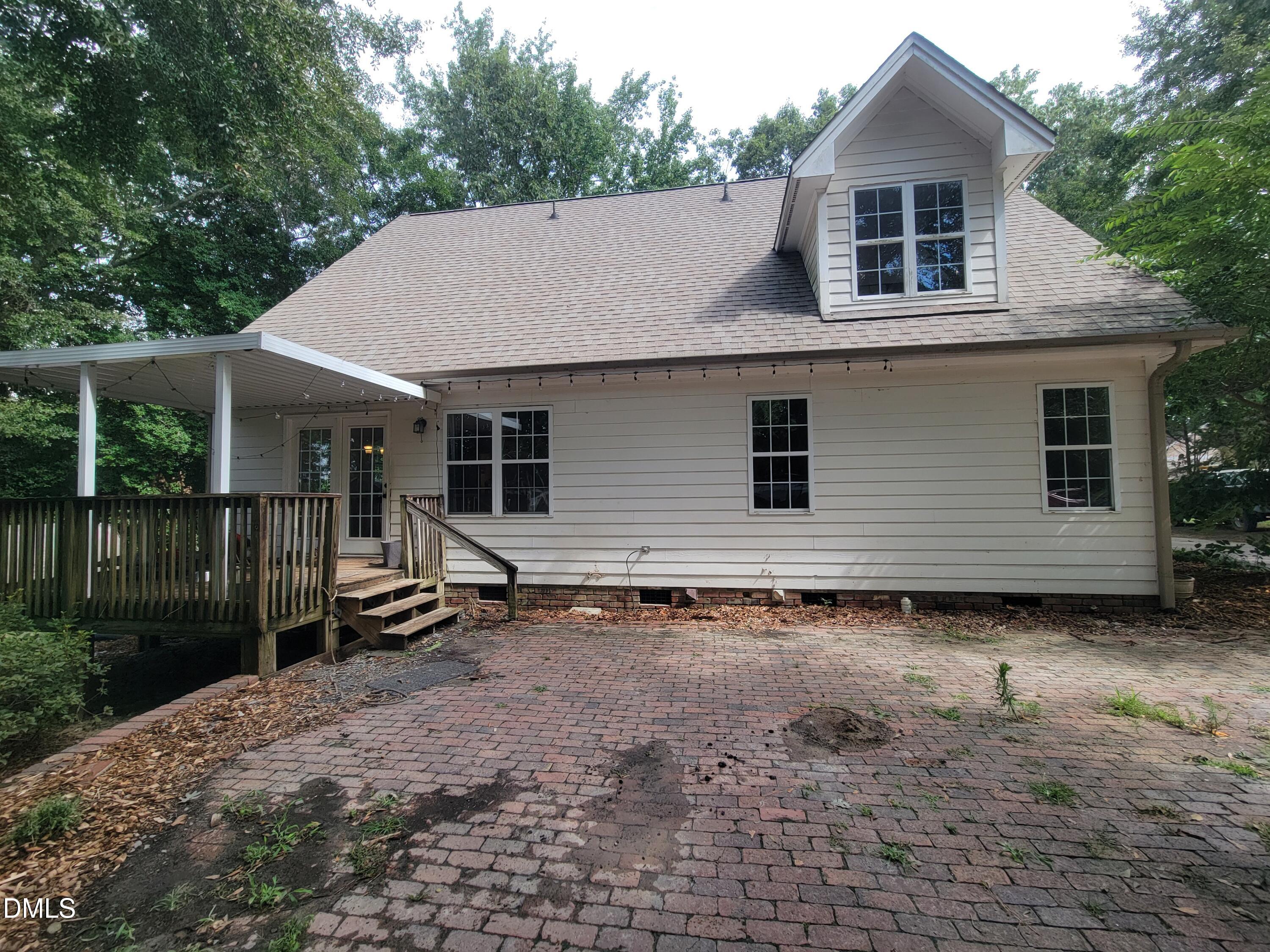 6600 St Jens Lane