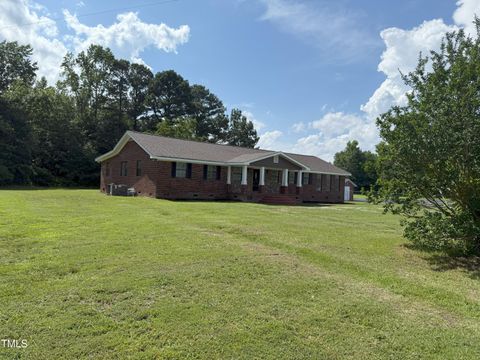 773 New Hope Church Road Battleboro NC 27809