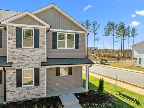 1047 Peony Lane Youngsville NC 27596