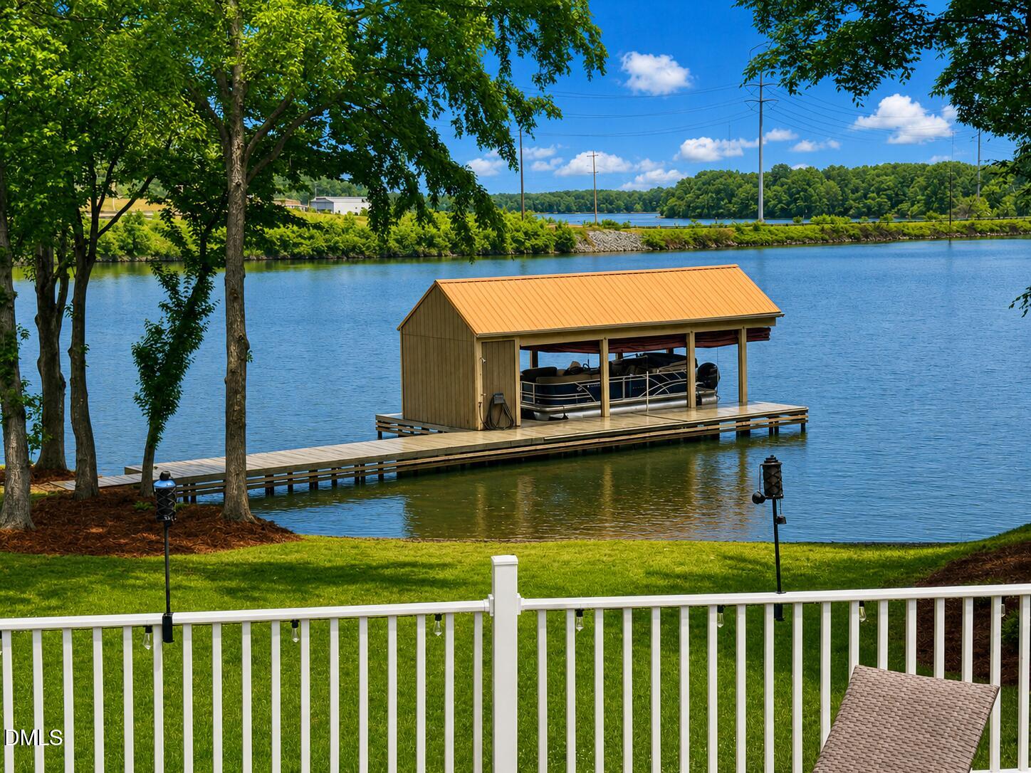 325 Saint George Lane