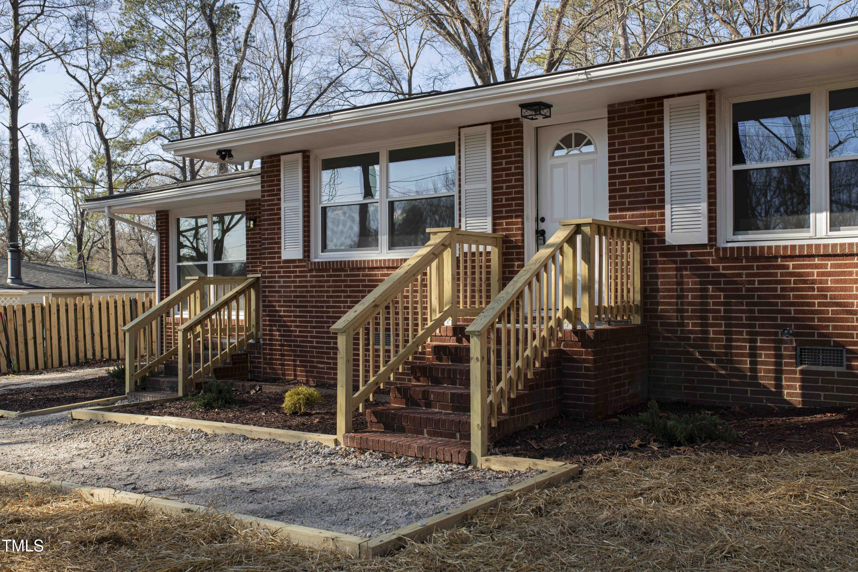 5845 Farmwell Road Road