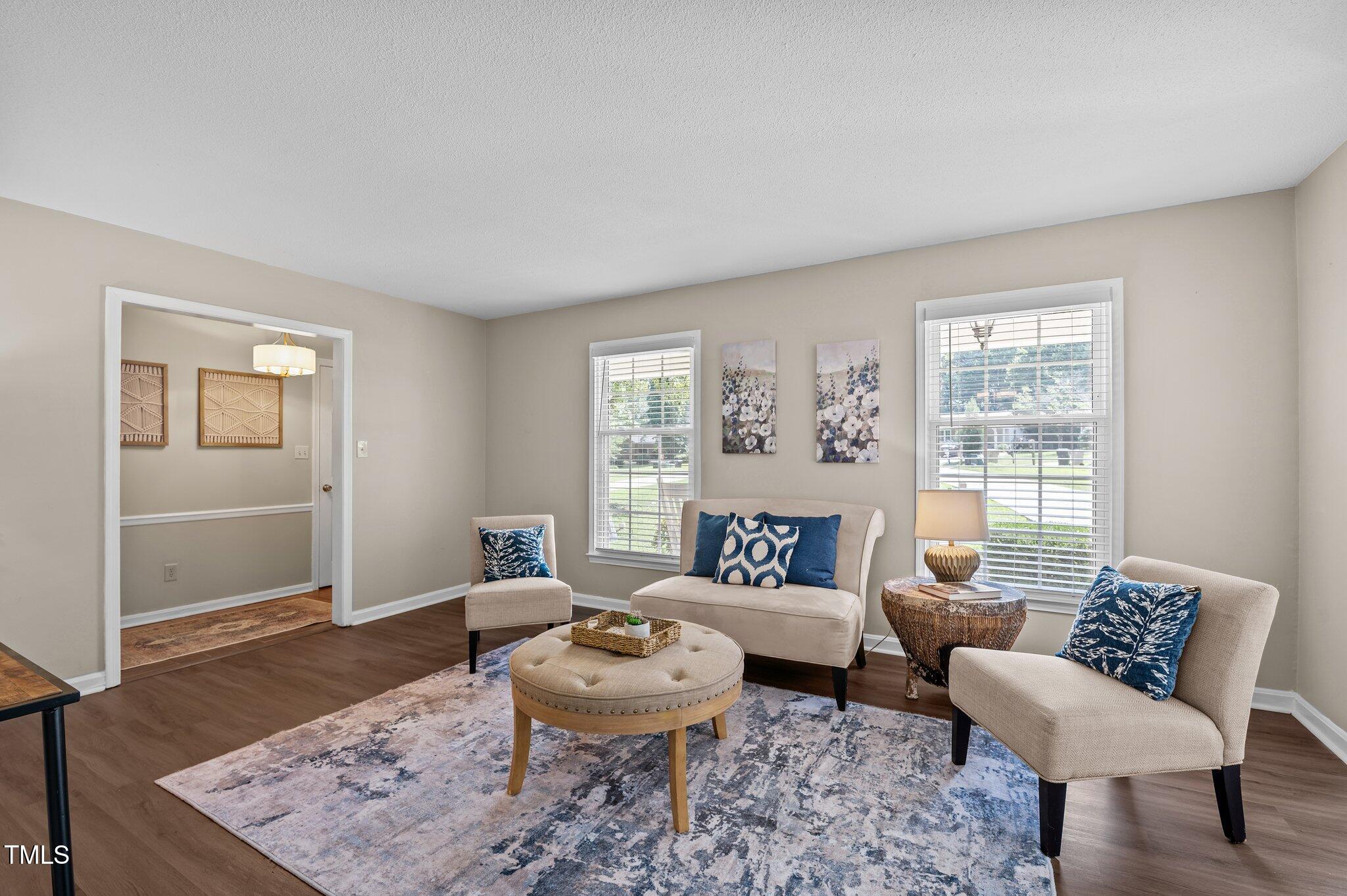 106 S Shetland Court