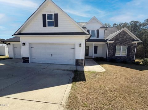 333 Oakhaven Drive Holly Springs NC 27540