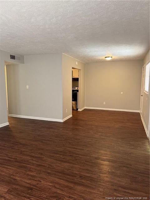 MLS: LP742169