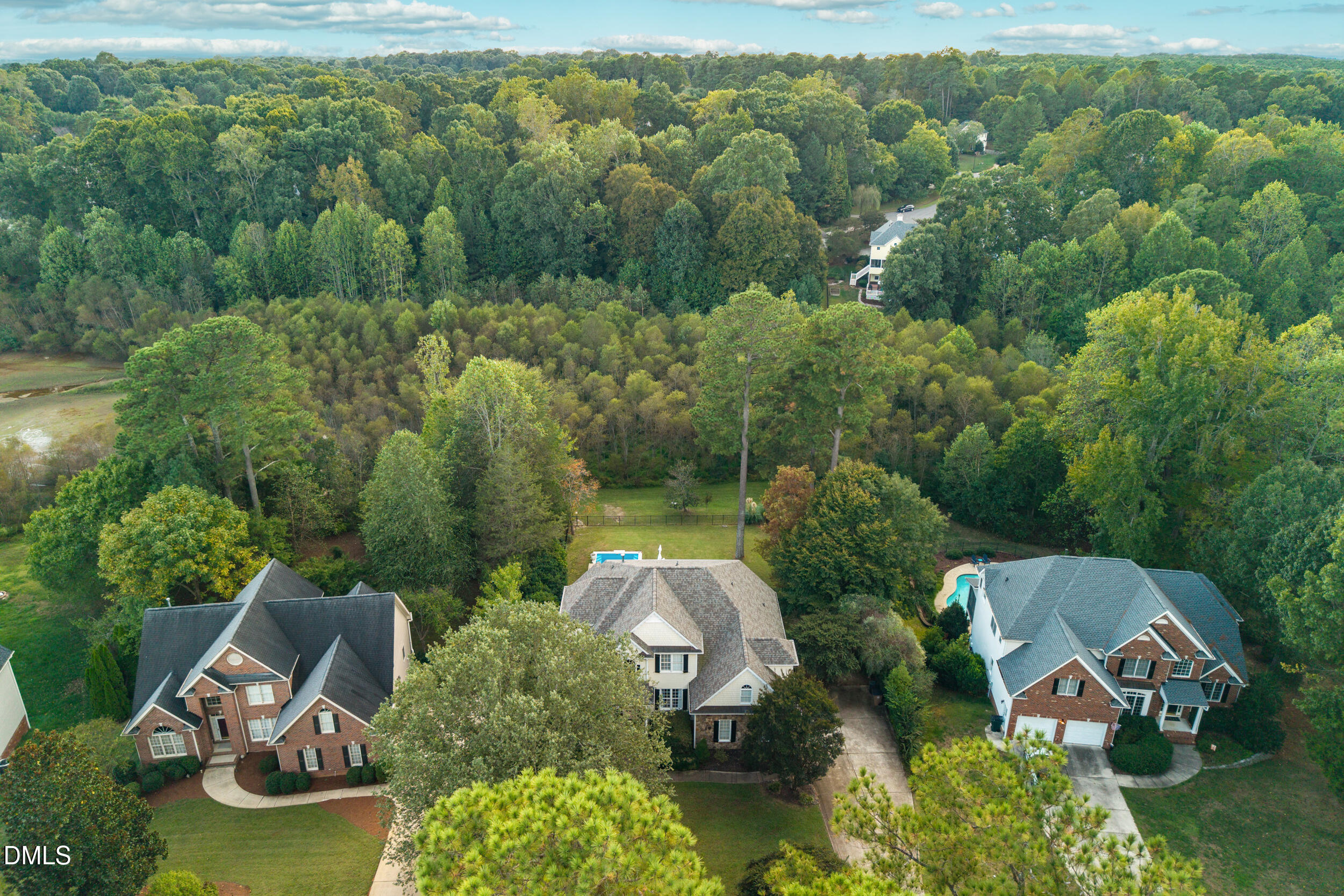 2613 Forest Lake Court