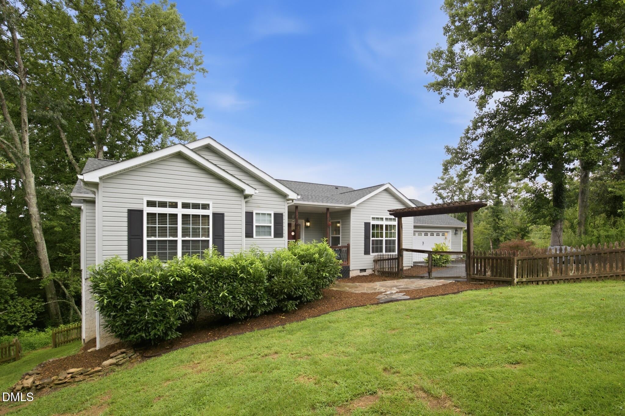 15 Briar Ridge Drive