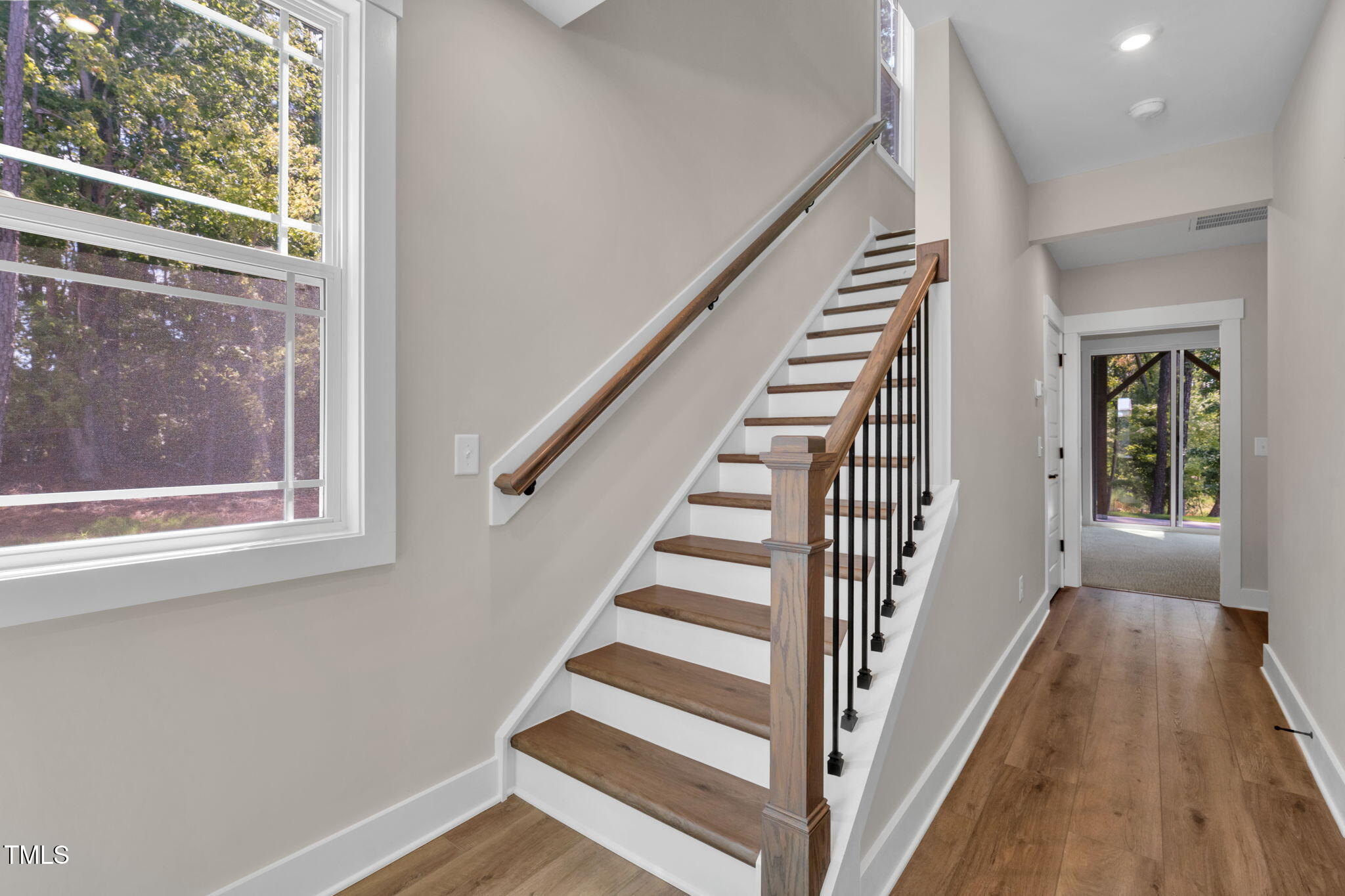 1114 Blackthorn Lane